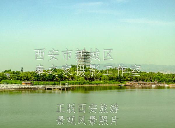 夏天的中国陕西西安浐灞生态区灞河景观风景